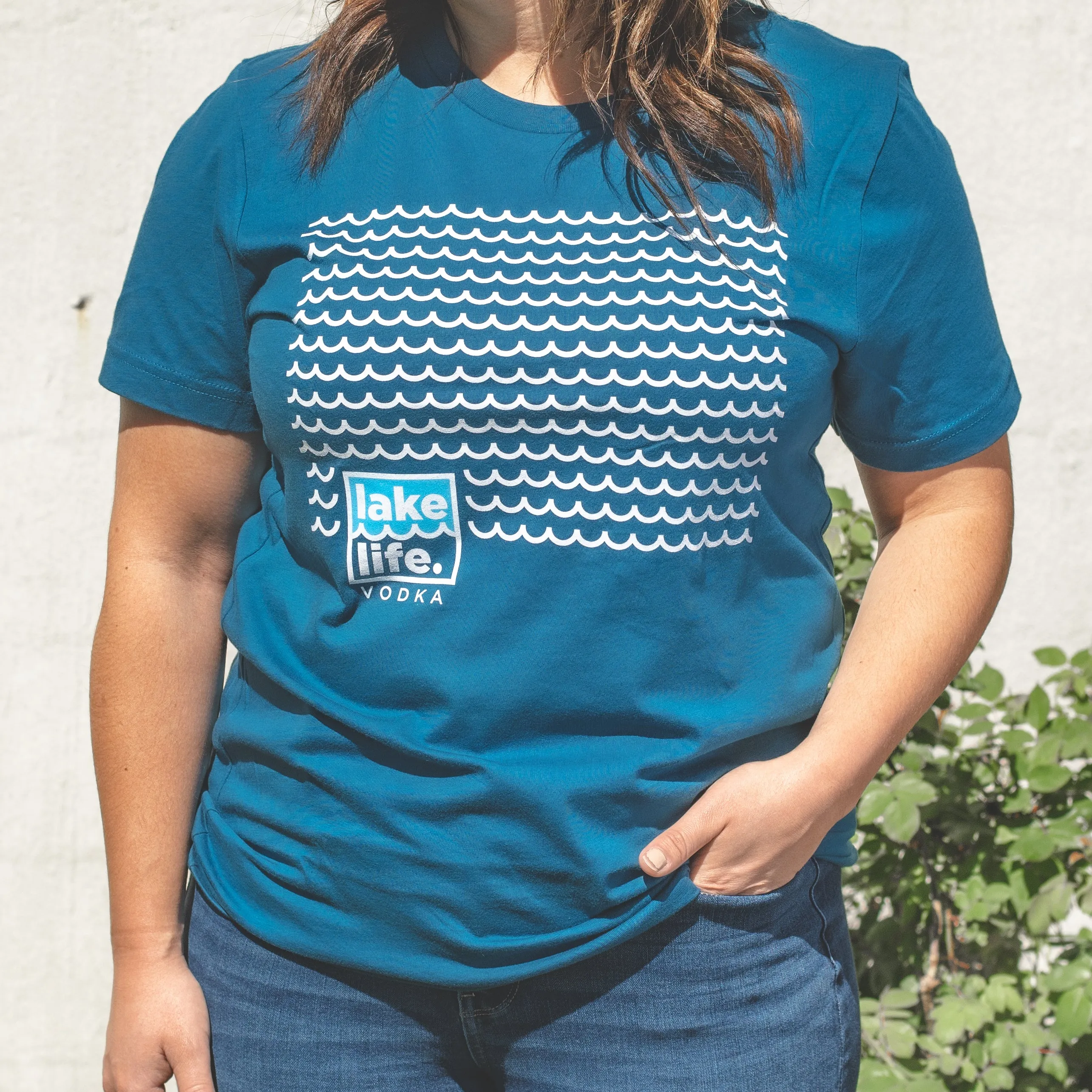 New Holland Spirits Lake Life Waves Tee